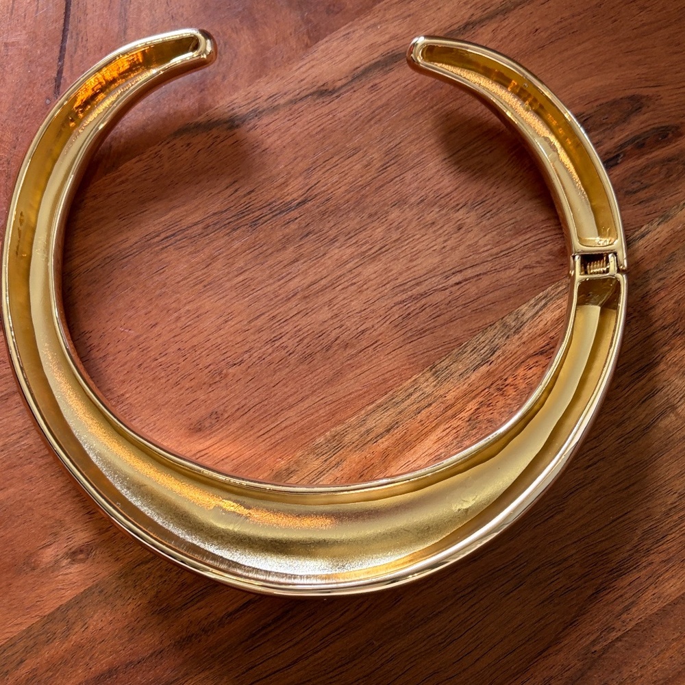 White House Black Market Gold Sculptural Hinged Collar - Picture 3 of 3